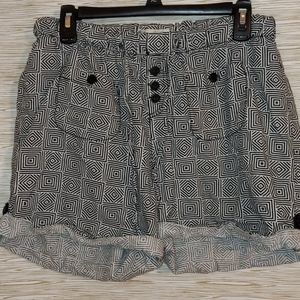 💥Style me linen shorts💥